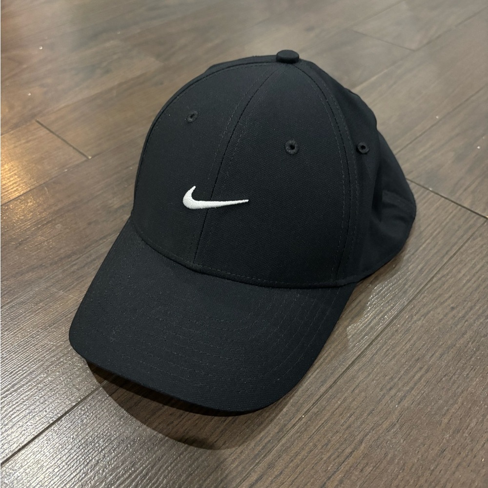 Nike Dri-FIT Black Club Cap